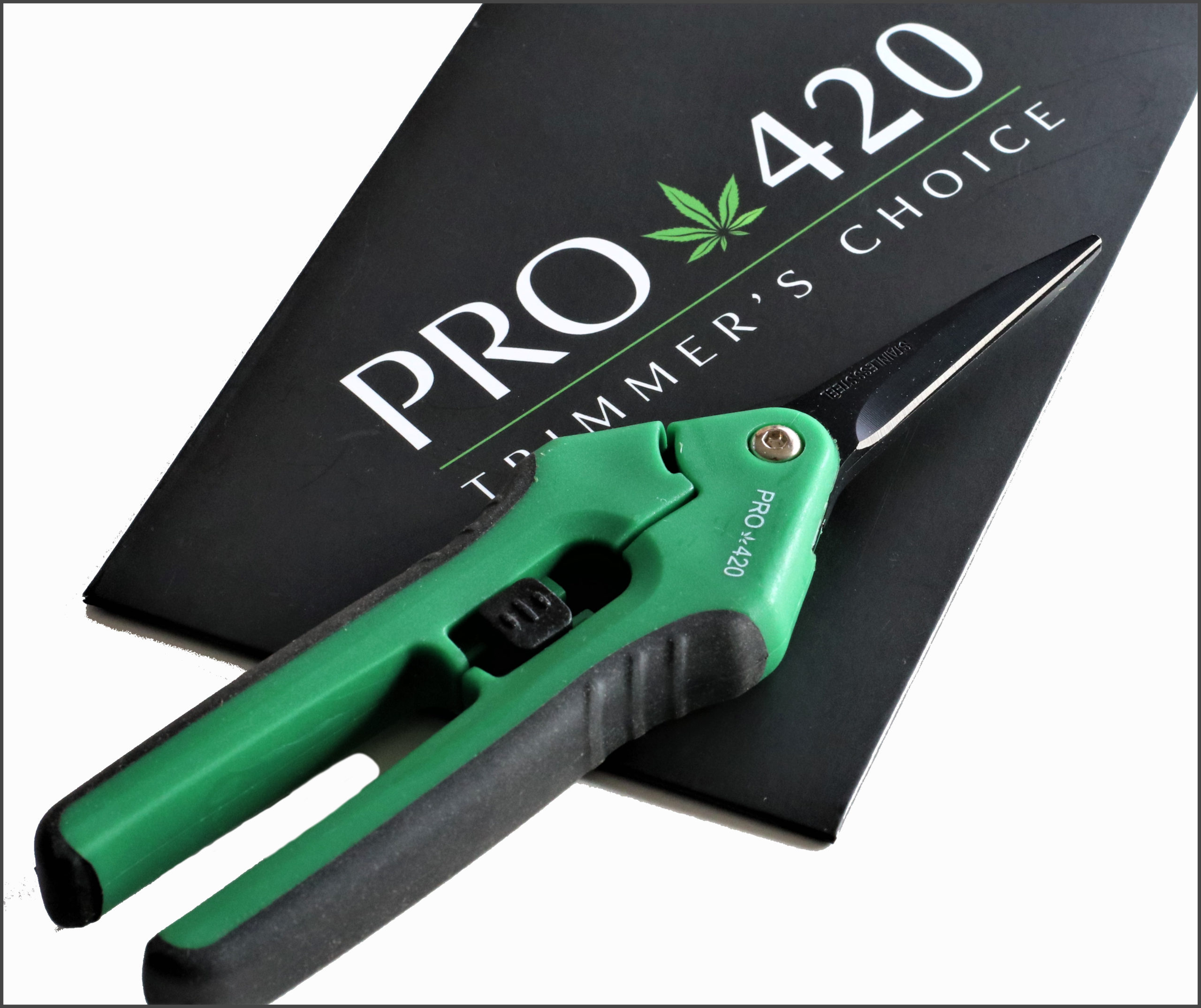 PRO 420 Scissors PRO 420 Scissors - PRO 420 Trimmer's Choice