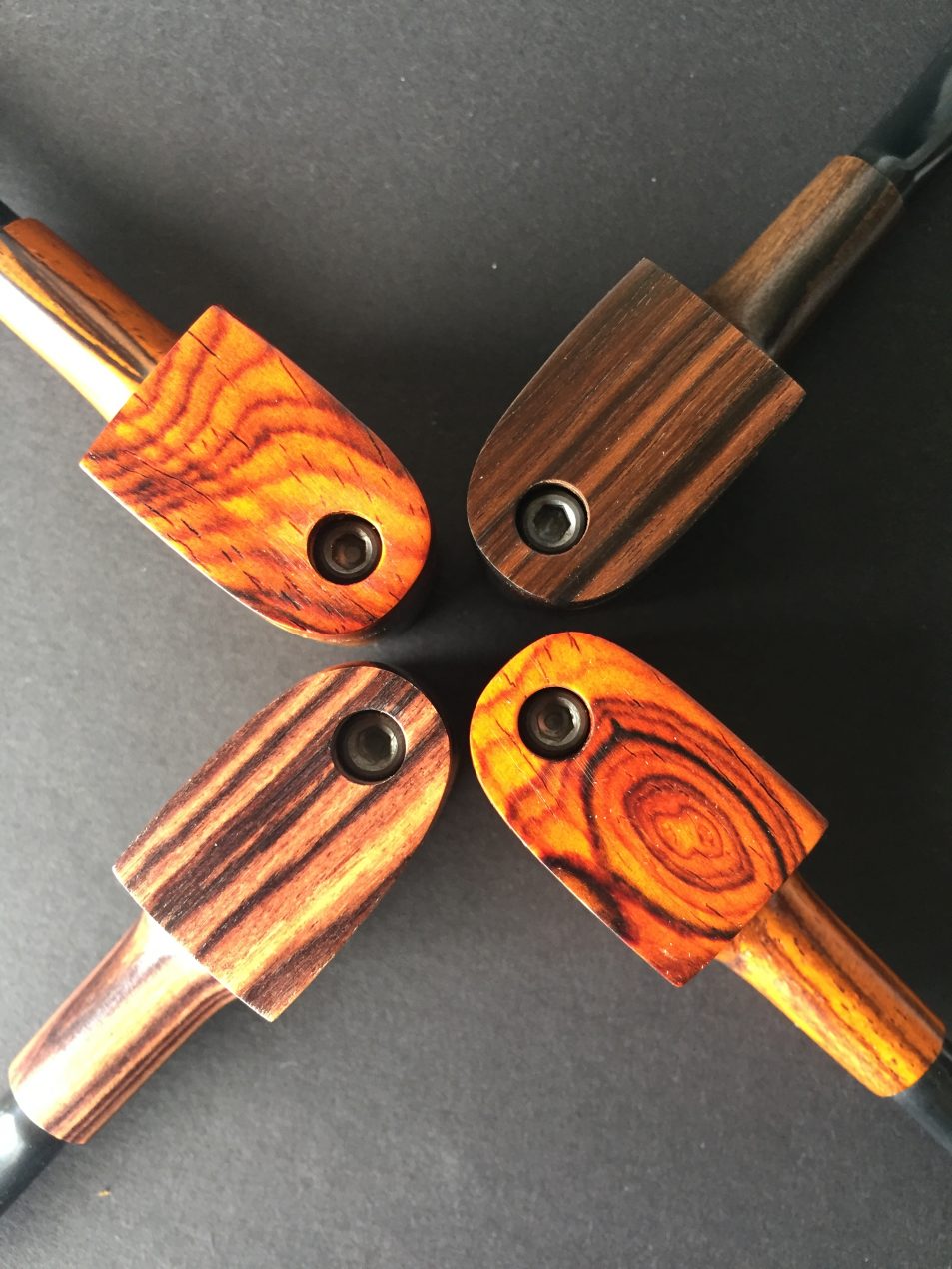 Compact Wooden Smoking Pipes with a Lid