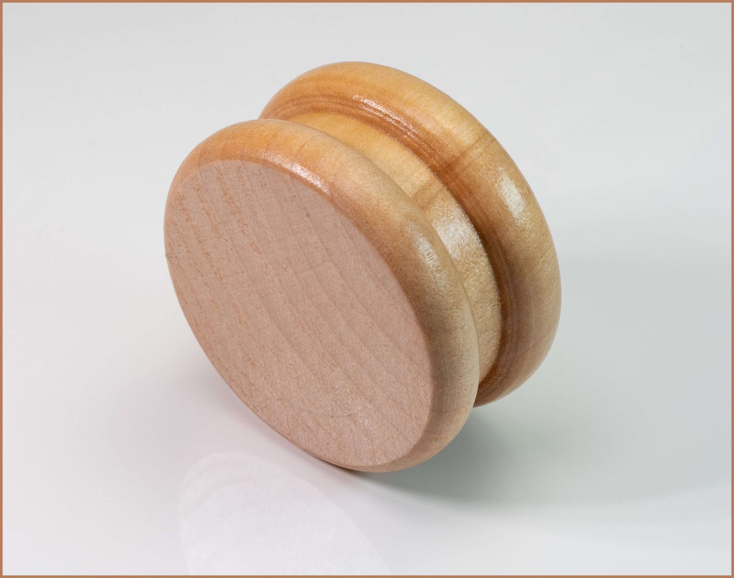 Dry Herb Grinder Cannabis Crusher - Meranti Wood Exterior