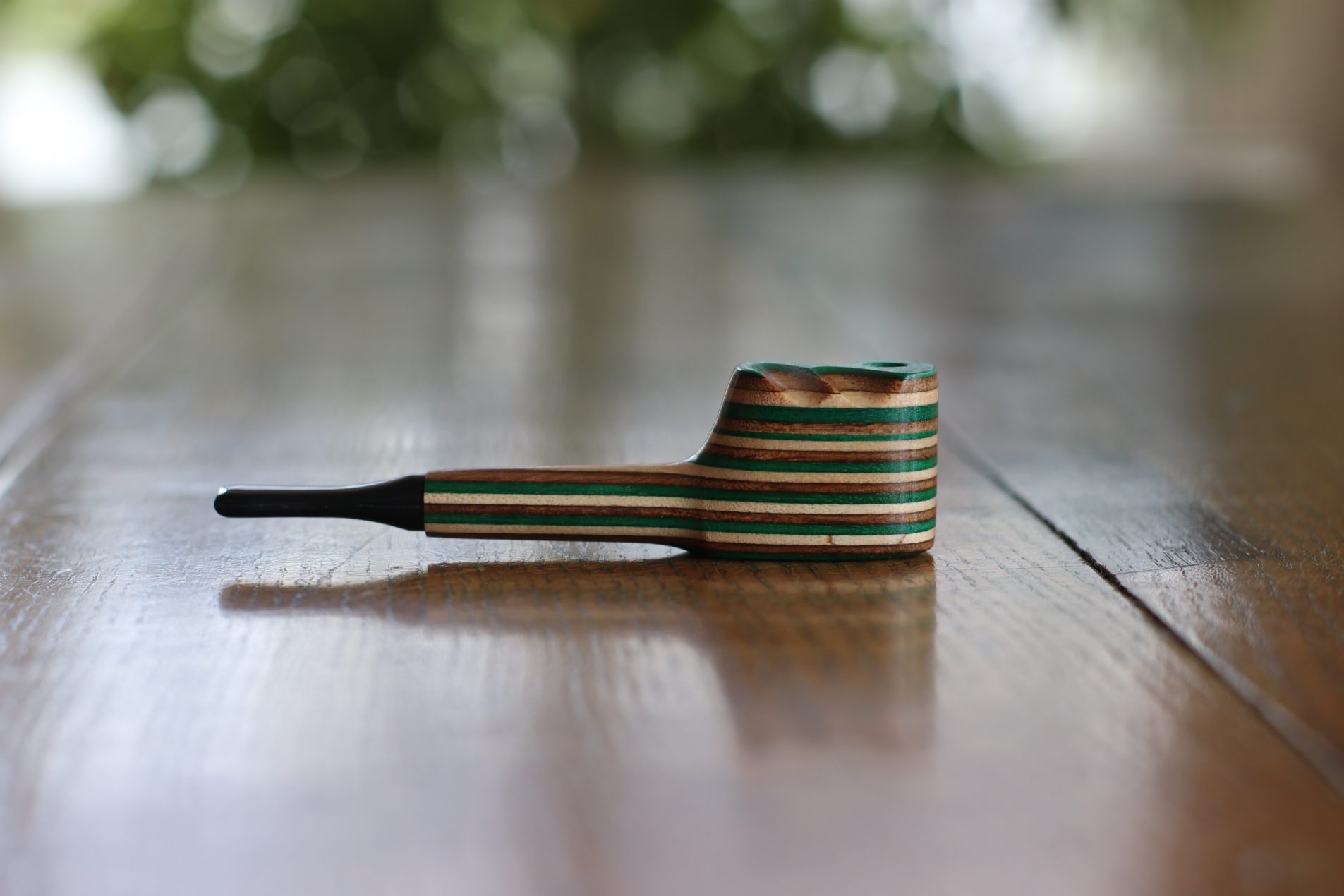Handcrafted Swivel Lid Party pipe