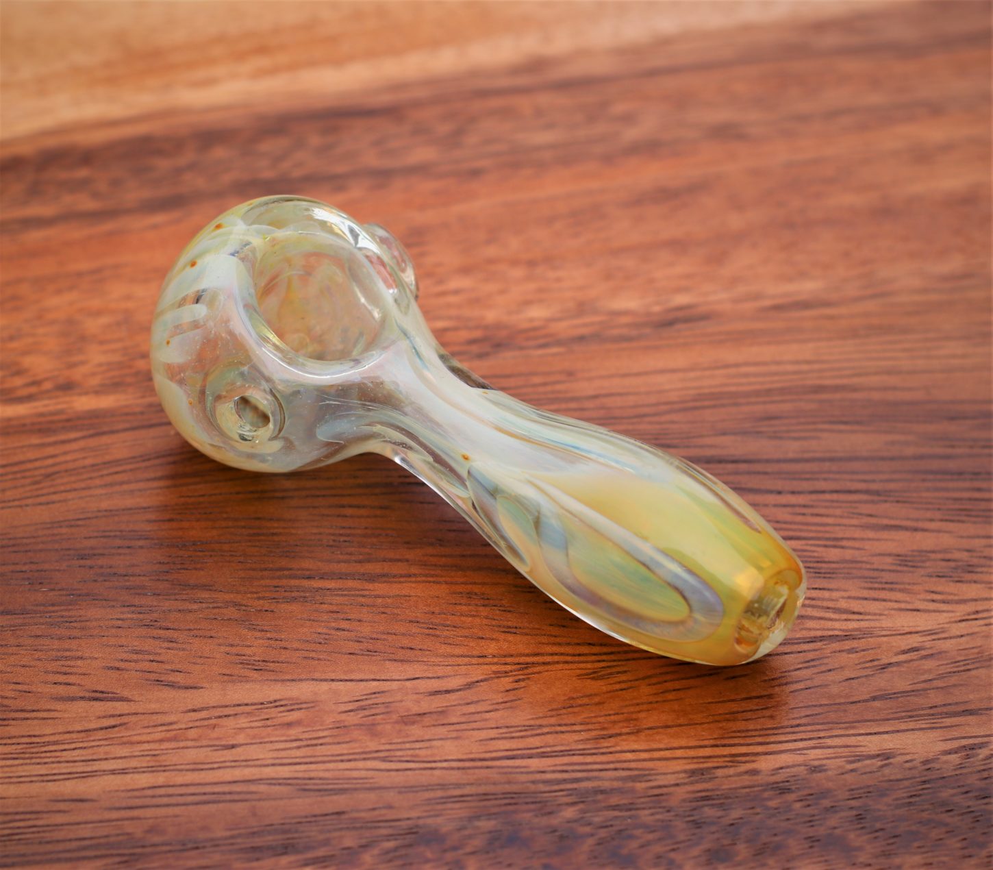 Exciting Color Changing Glass Hand Pipe, Glass Spoon, & More