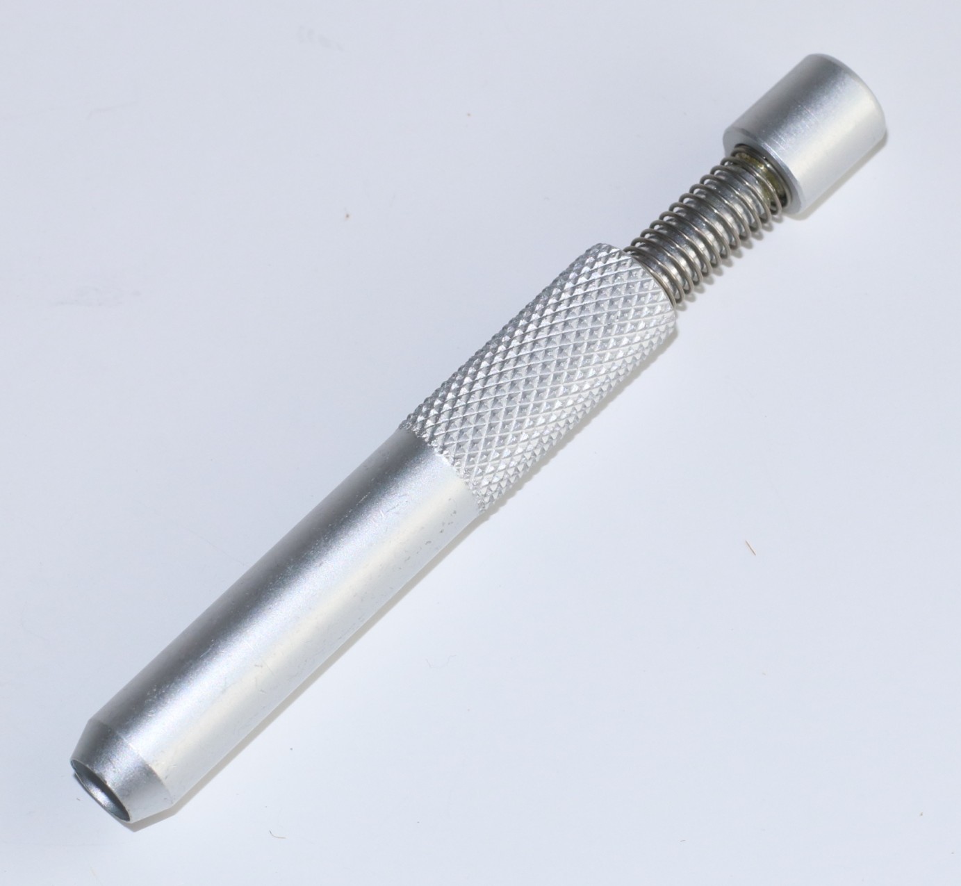 One Hitter Pipe-Self Eject Bat for Dugouts