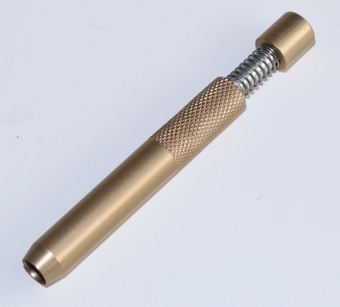 One Hitter Pipe-Self Eject Bat for Dugouts