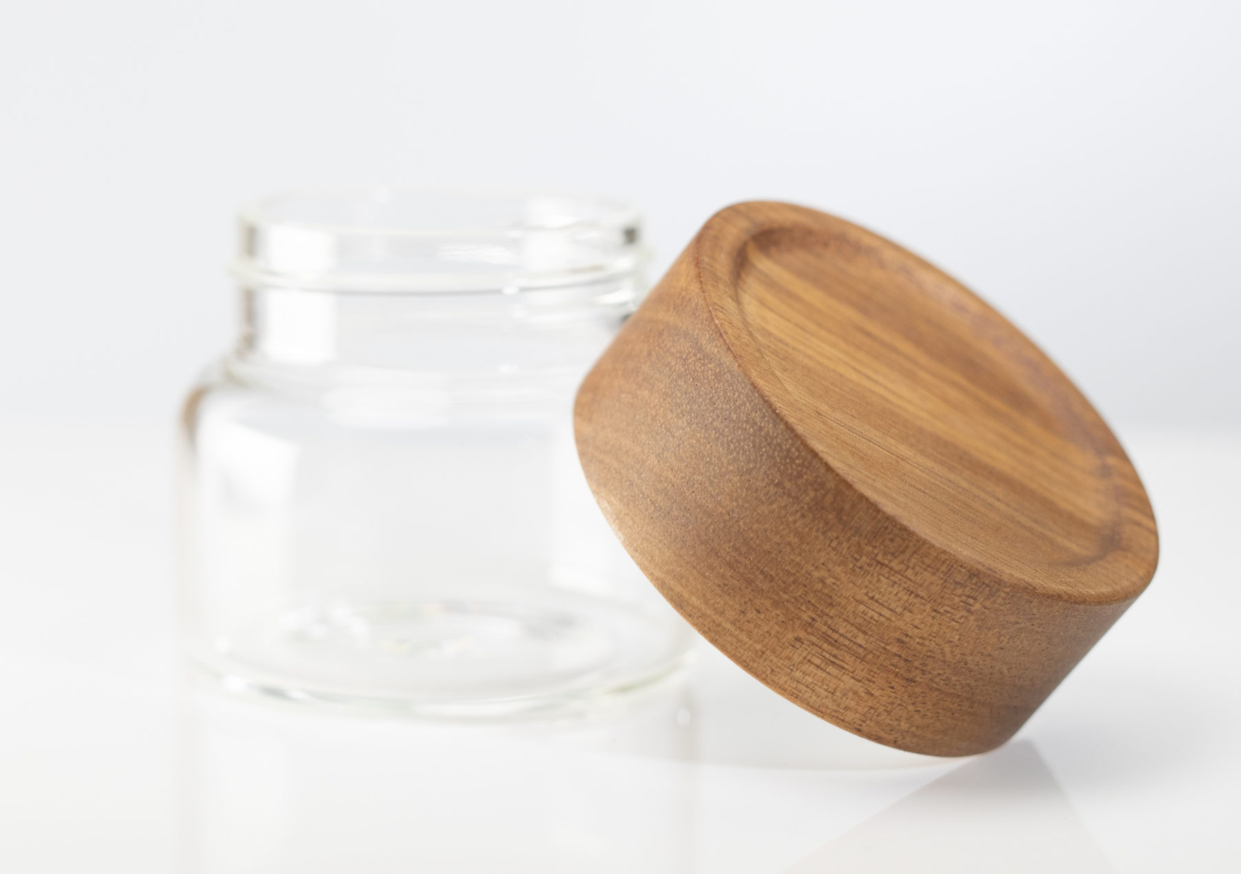 Glass Stash Jar with bamboo Lid PRO 420 - PRO 420