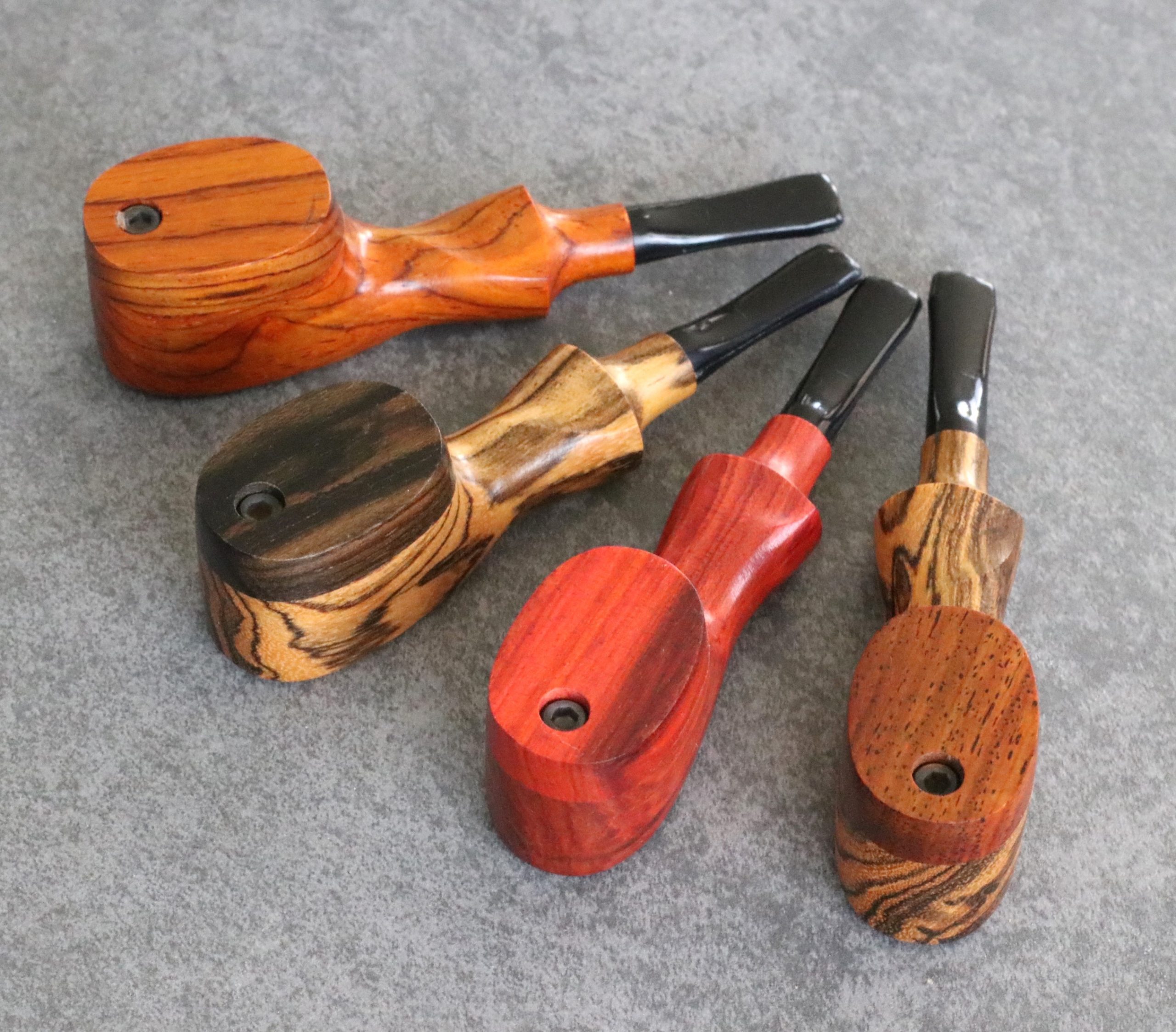 Swivel Lid Pipe