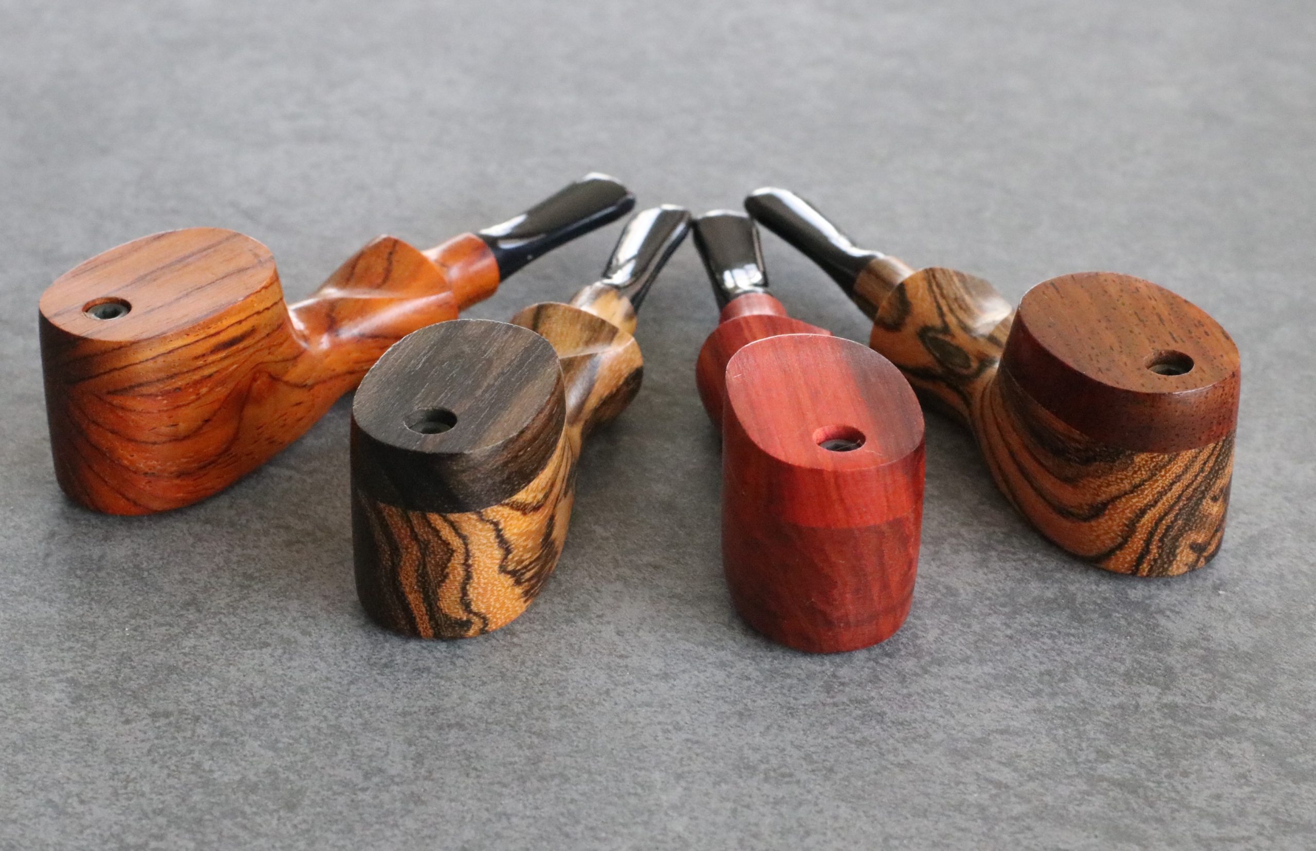 Swivel Lid Pipe