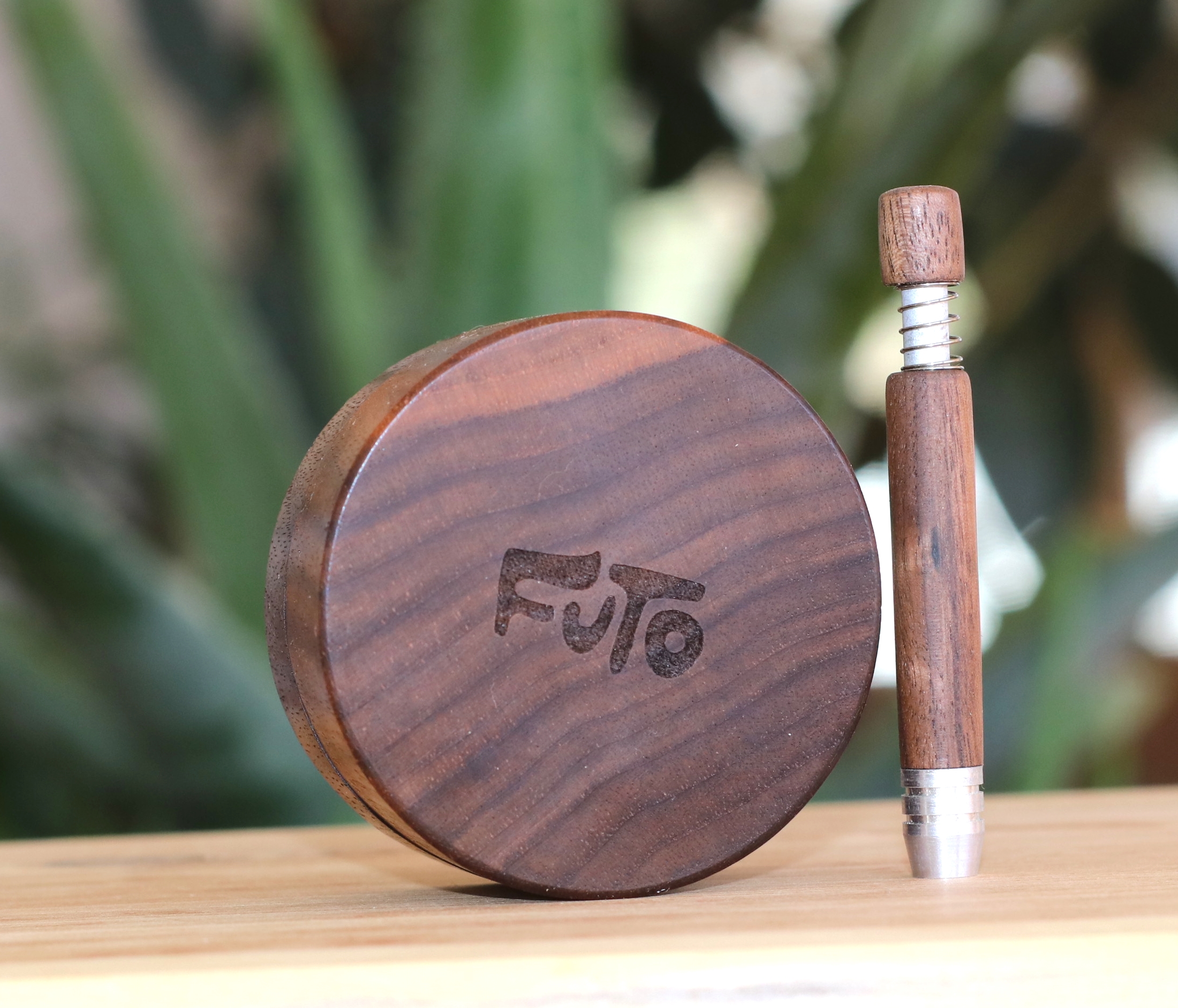 Futo Walnut Grinder & One Hitter PRO 420 Smokeshop - PRO 420