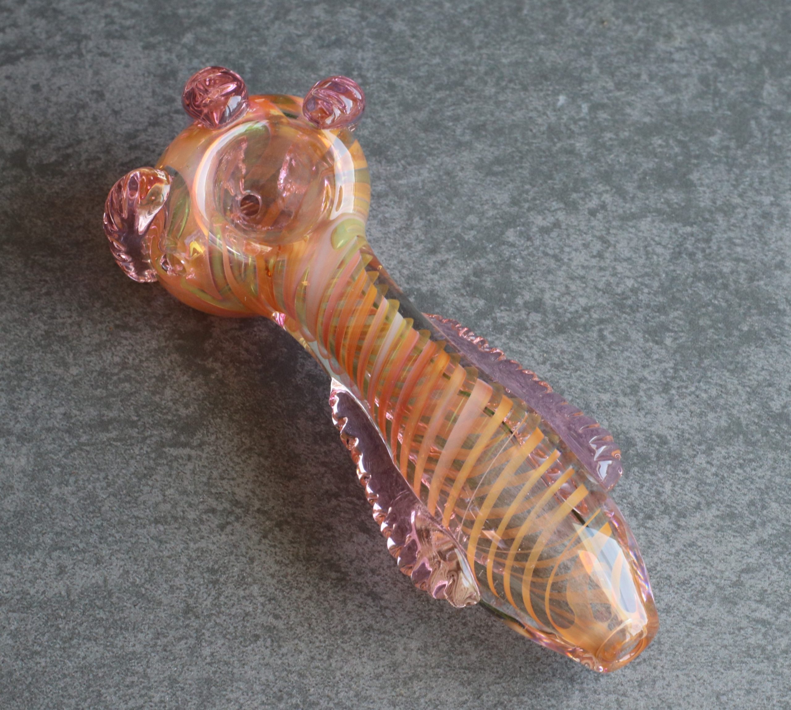 animal glass pipes