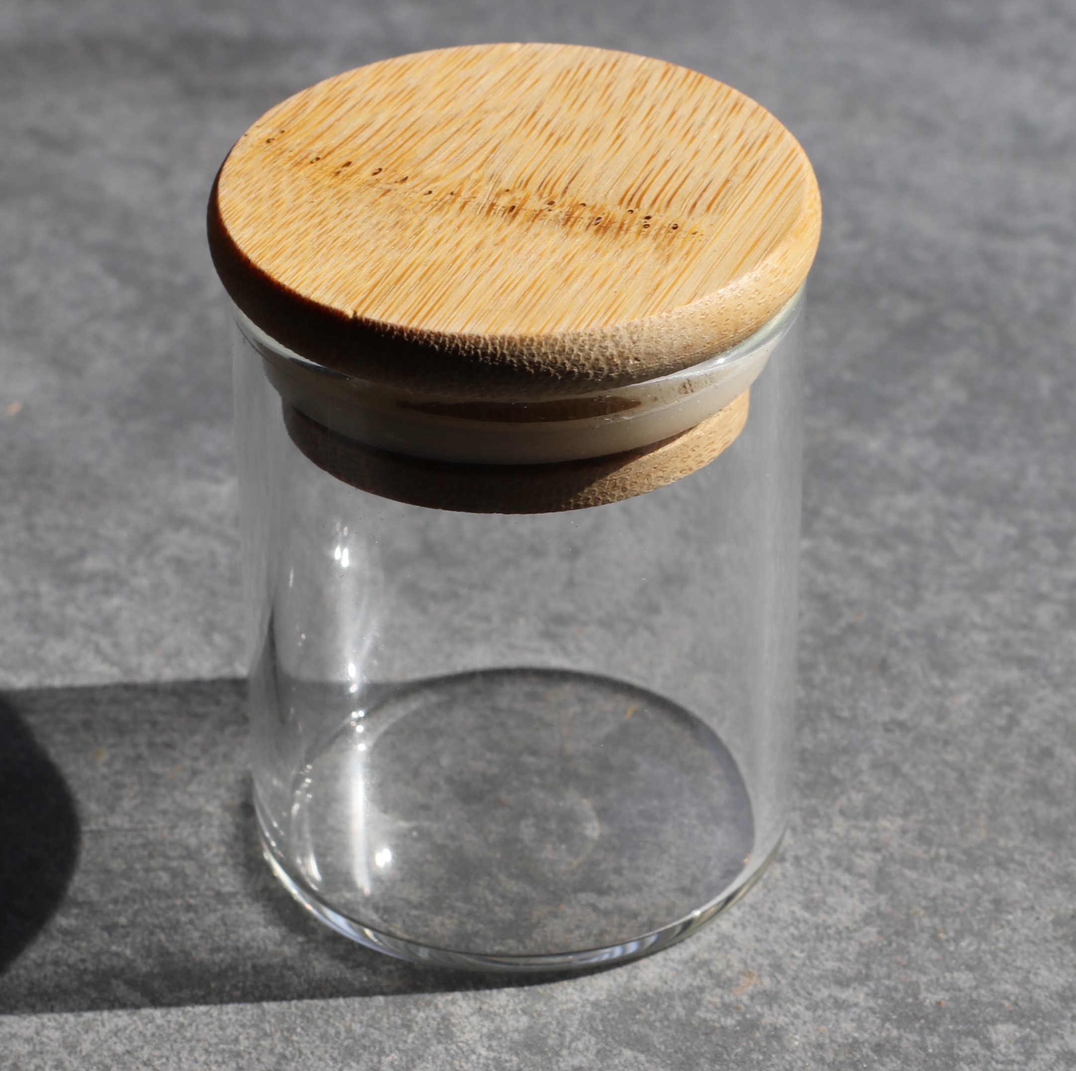 Glass Stash Jar with bamboo Lid PRO 420 - PRO 420