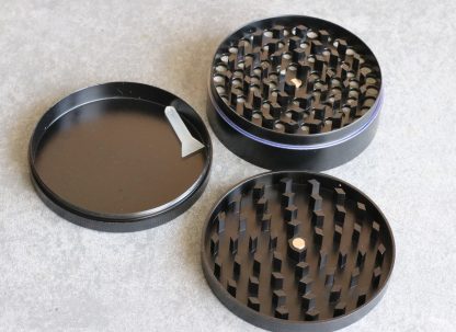 Professional Herb Grinder-3 Piece Metal-Black