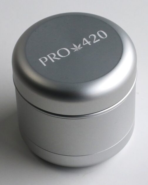 PRO 420 Herb Grinder