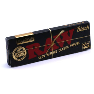 RAW Classic Rolling Papers-Black-1 1/4 50 Leaf Pack